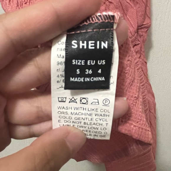 COPY - Halter top - Picture 6 of 8